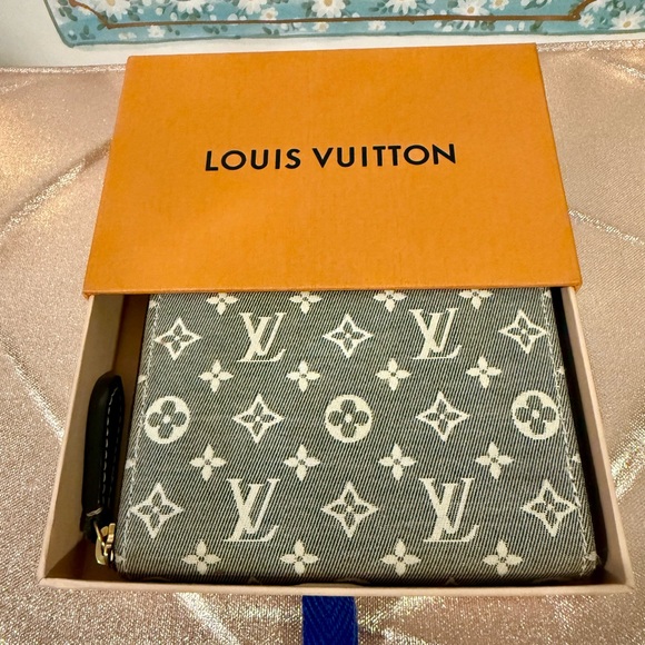 Louis Vuitton Monogram Mini Idylle Zippy Wallet Marc Jacobs limited edition. - Picture 3 of 10
